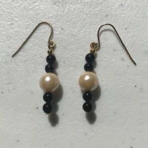 Black and white beaded dangle earring